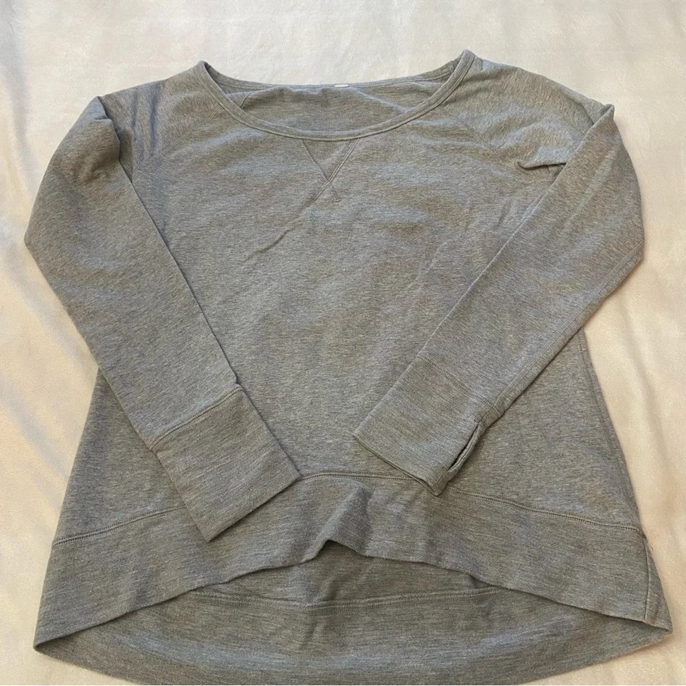 Lululemon Heathered Fossil Meditate Pullover Sweatshirt Size 10 - 2957